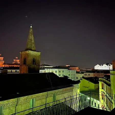 Trilocale Duomo + Terrazzo Panoramico Cond. فيرّارا