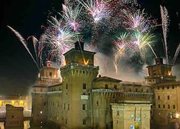 Trilocale Duomo + Terrazzo Panoramico Cond. * Ferrara
